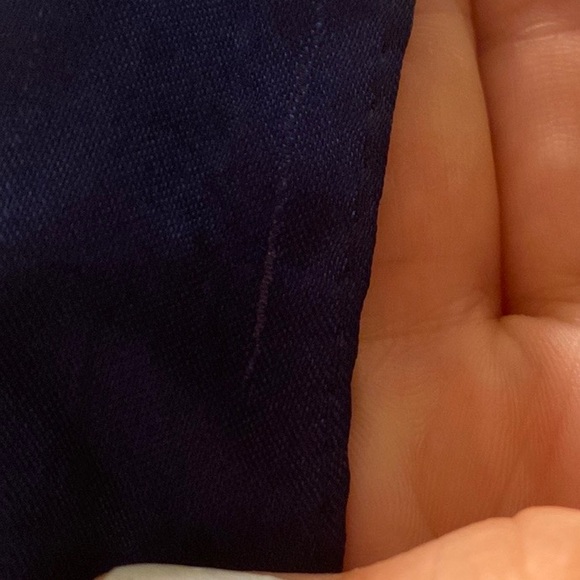 COACH scarf in great condition! Perfect light scarf for fall - Picture 4 of 4